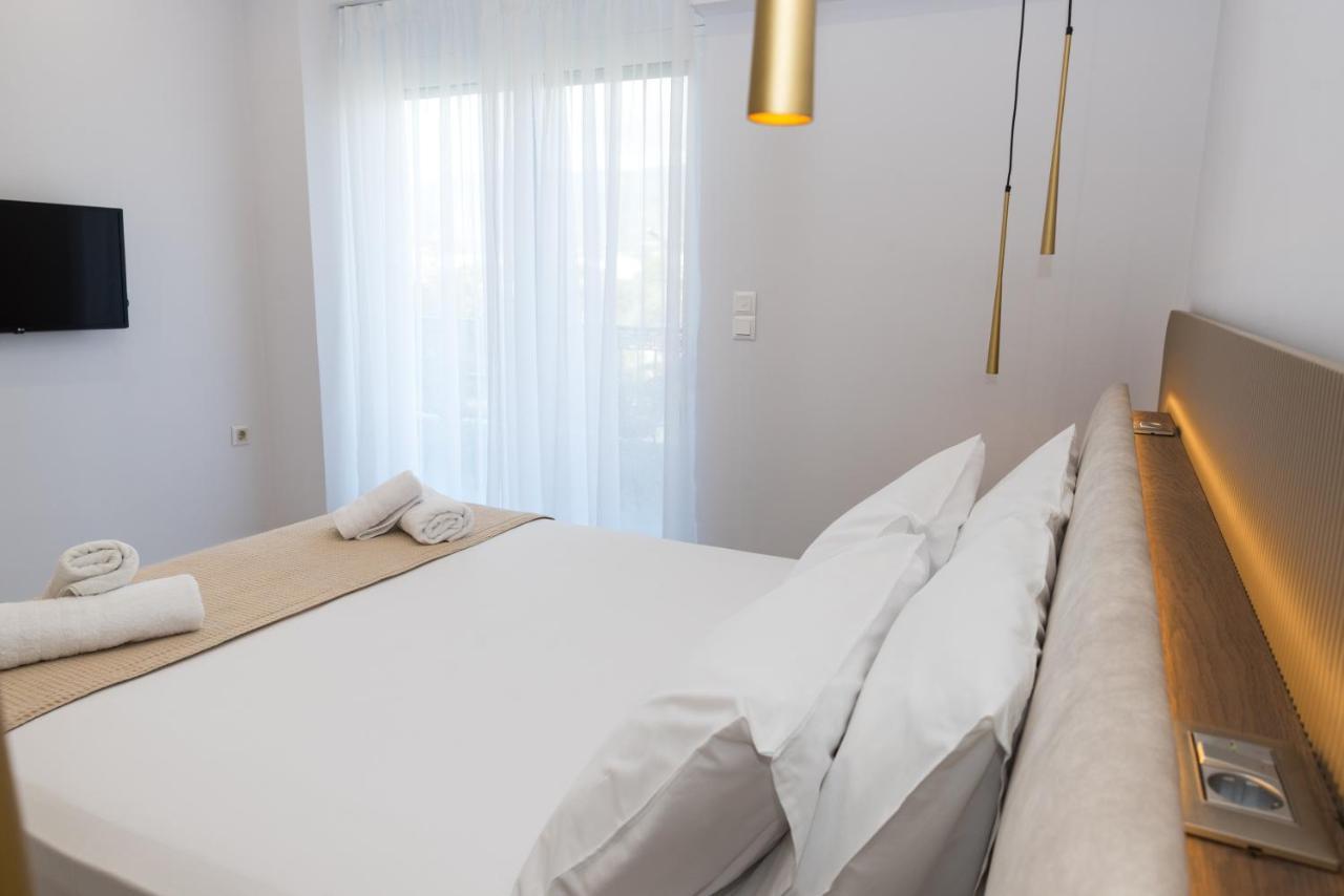 Naya Lägenhet Kalamata Exteriör bild